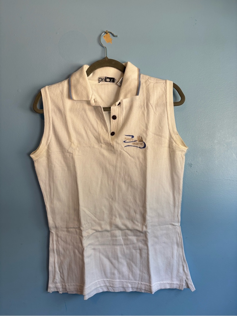 Vintage White Sleeveless Tank Top - Classic Knit